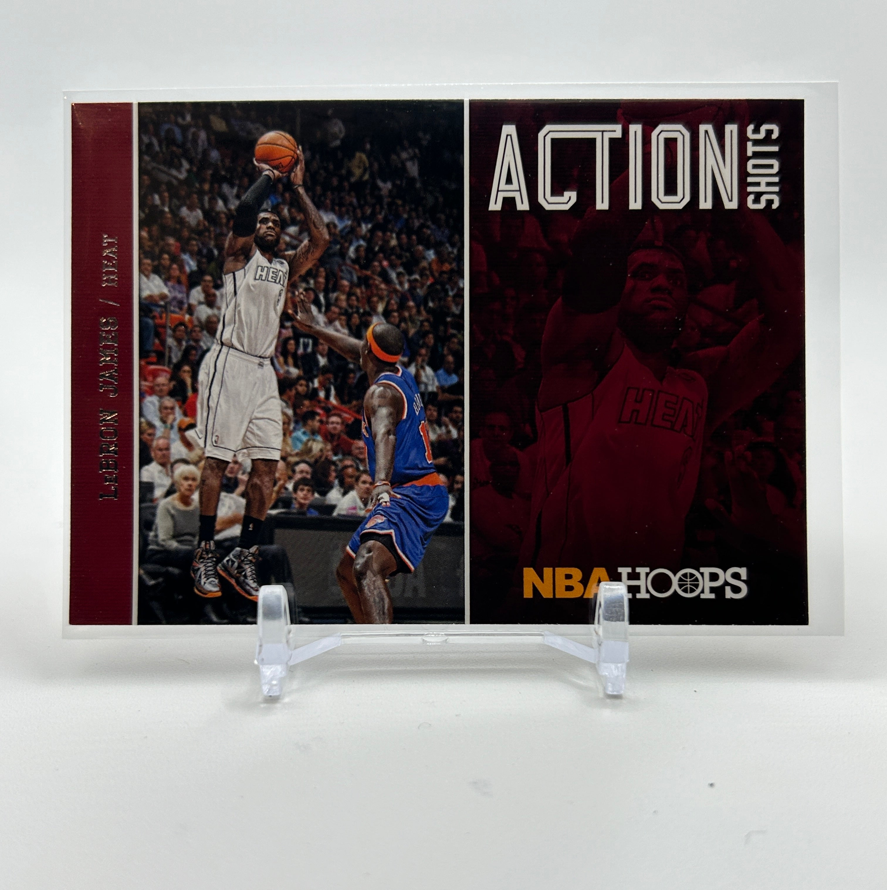 2013-14 Panini NBA Hoops Lebron James Action Shots Insert #13
