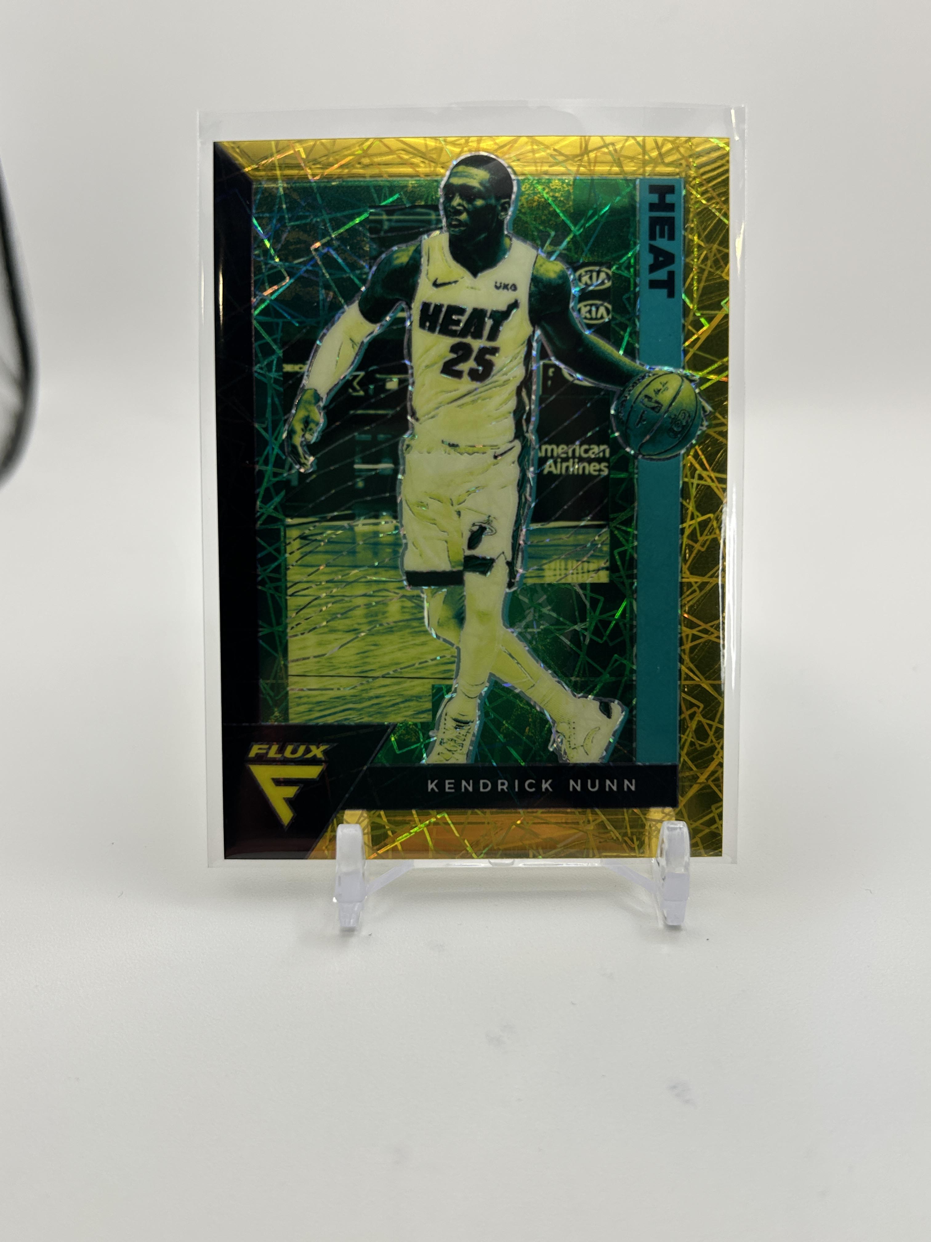 2020-21 Panini Flux Kendriuck Nunn Gold Lazer Prizm /10